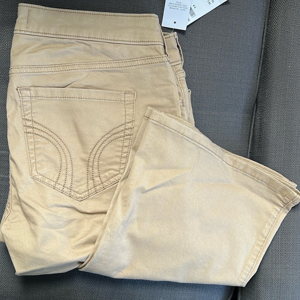 NWT Hollister mid-rise boot khaki pants 10reg